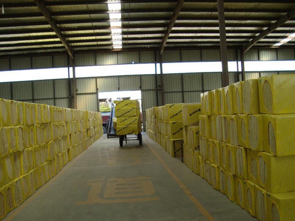 巖棉管供應(yīng)商